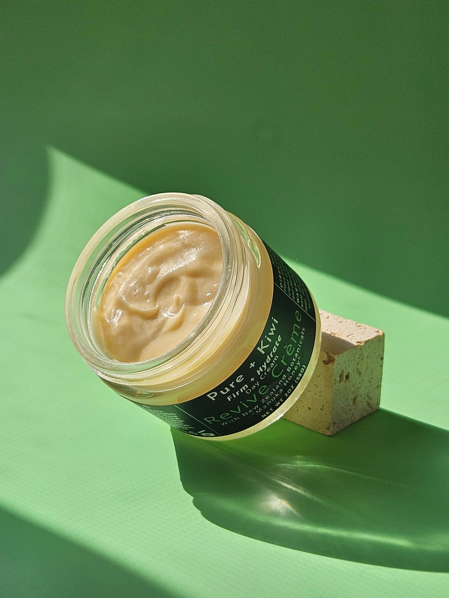 REVIVE CRÈME - 3% Bakuchi & Manuka Day Cream - for fine lines & hyperpigmentation