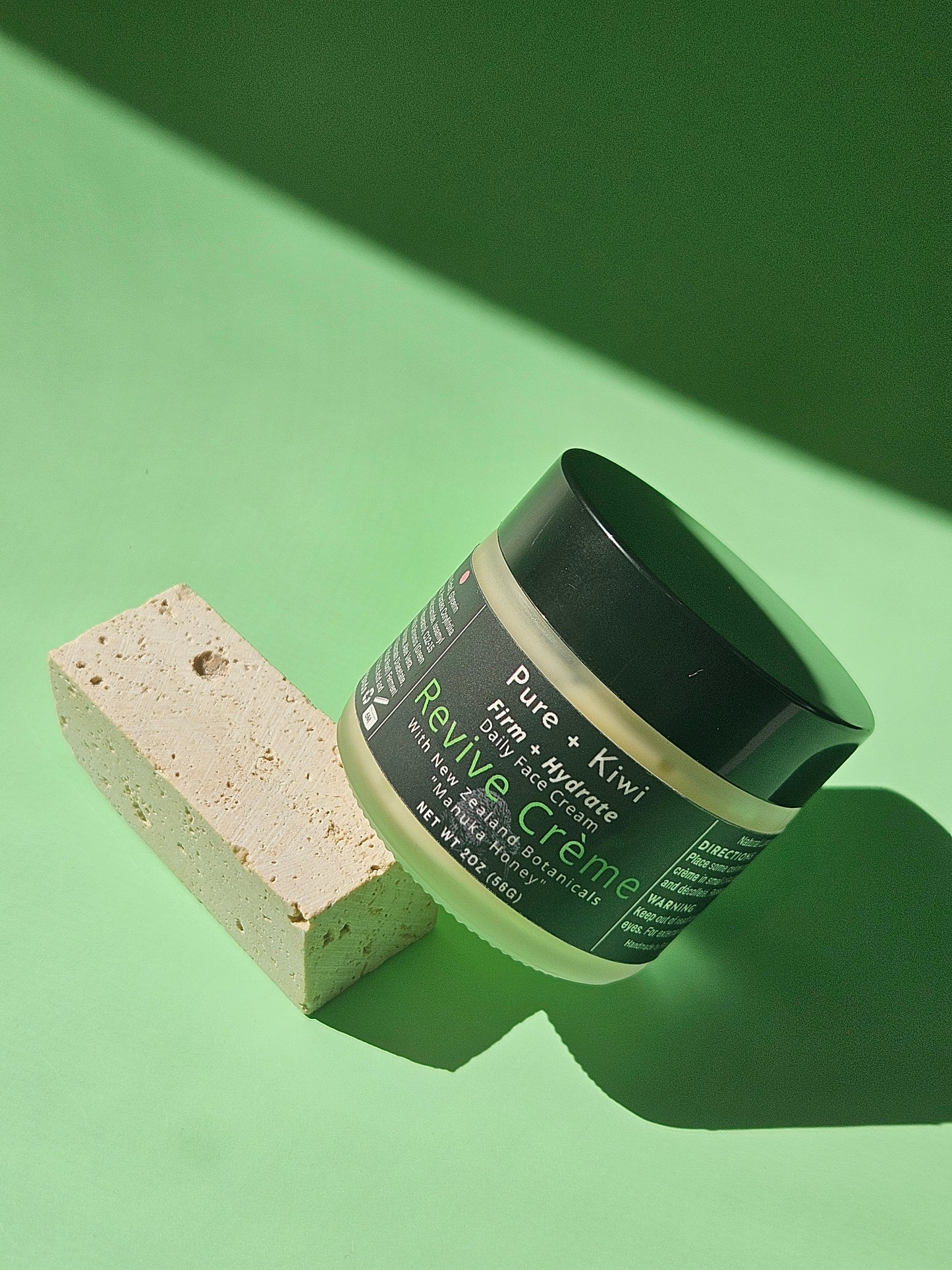 REVIVE CRÈME - 3% Bakuchi & Manuka Day Cream - for fine lines & hyperpigmentation