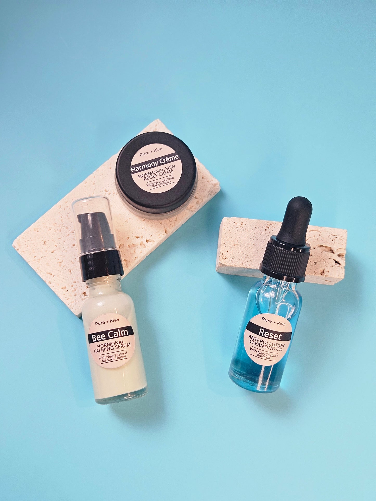 HORMONAL BALANCE  Discovery Kit | For Menopausal & Acne-prone Skin